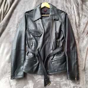 Women's genuine leather jacket